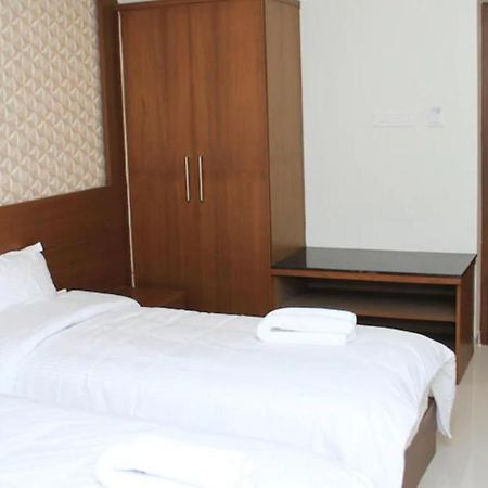 A And M Rooms And Residences شيناي المظهر الخارجي الصورة